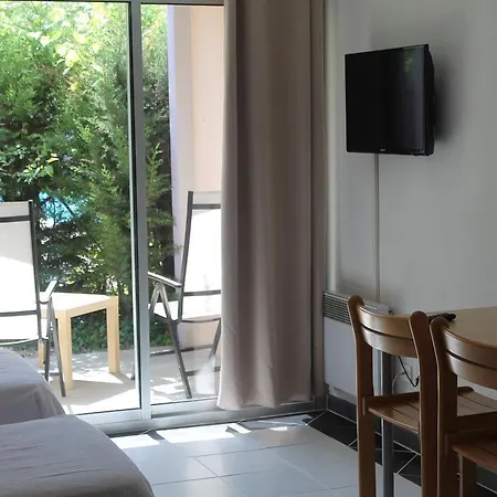 维顿莱斯峡谷酒店 2*