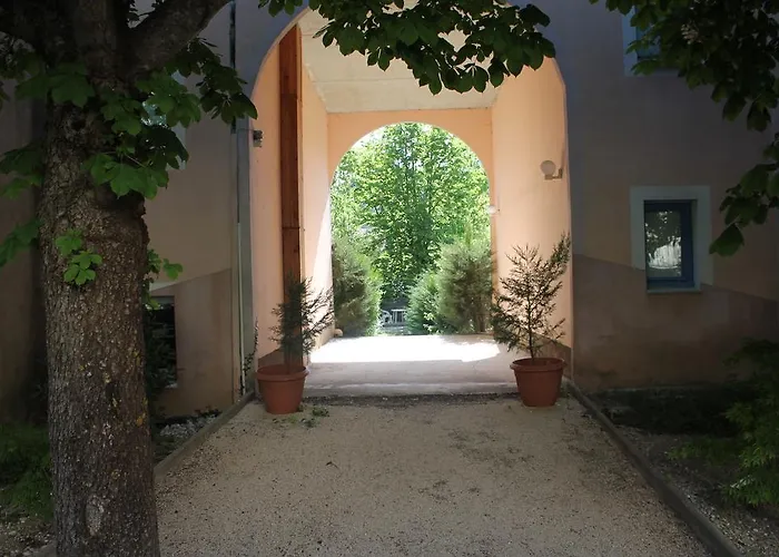 Les Canyons Du Verdon ホテル