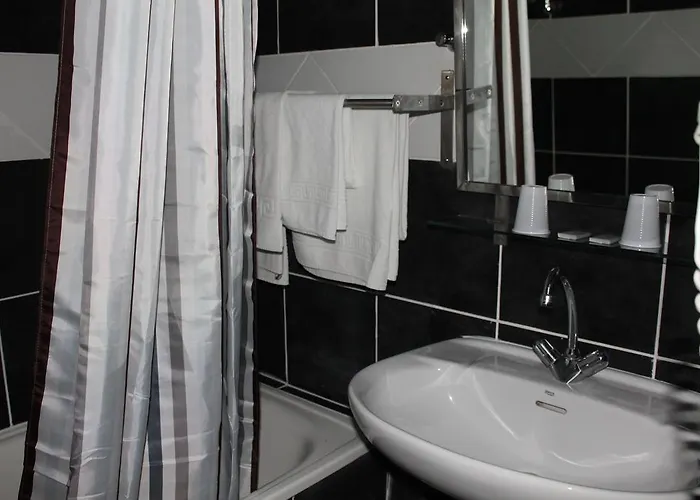 ホテル Les Canyons Du Verdon 2*