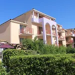维顿莱斯峡谷酒店